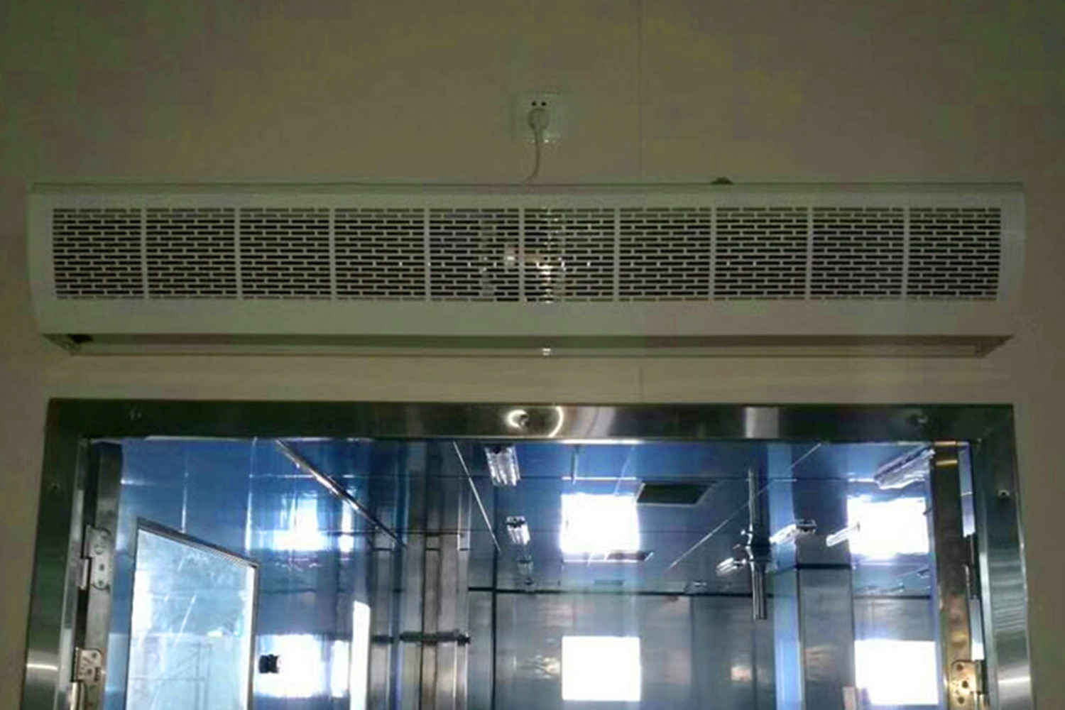 自然風(fēng)風(fēng)幕機(jī)安裝案例實(shí)拍